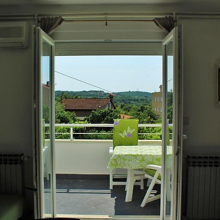 Apartment Eni Rovigno Esterno foto